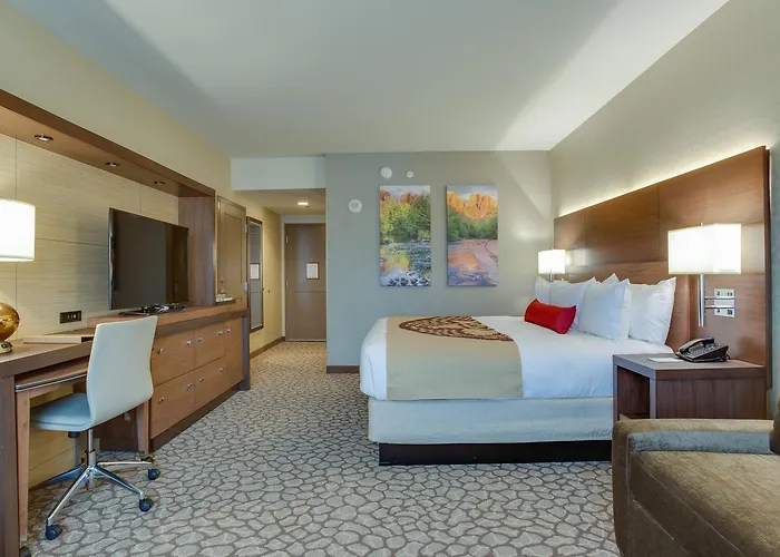 Hotel Cliff Castle Casino 4*